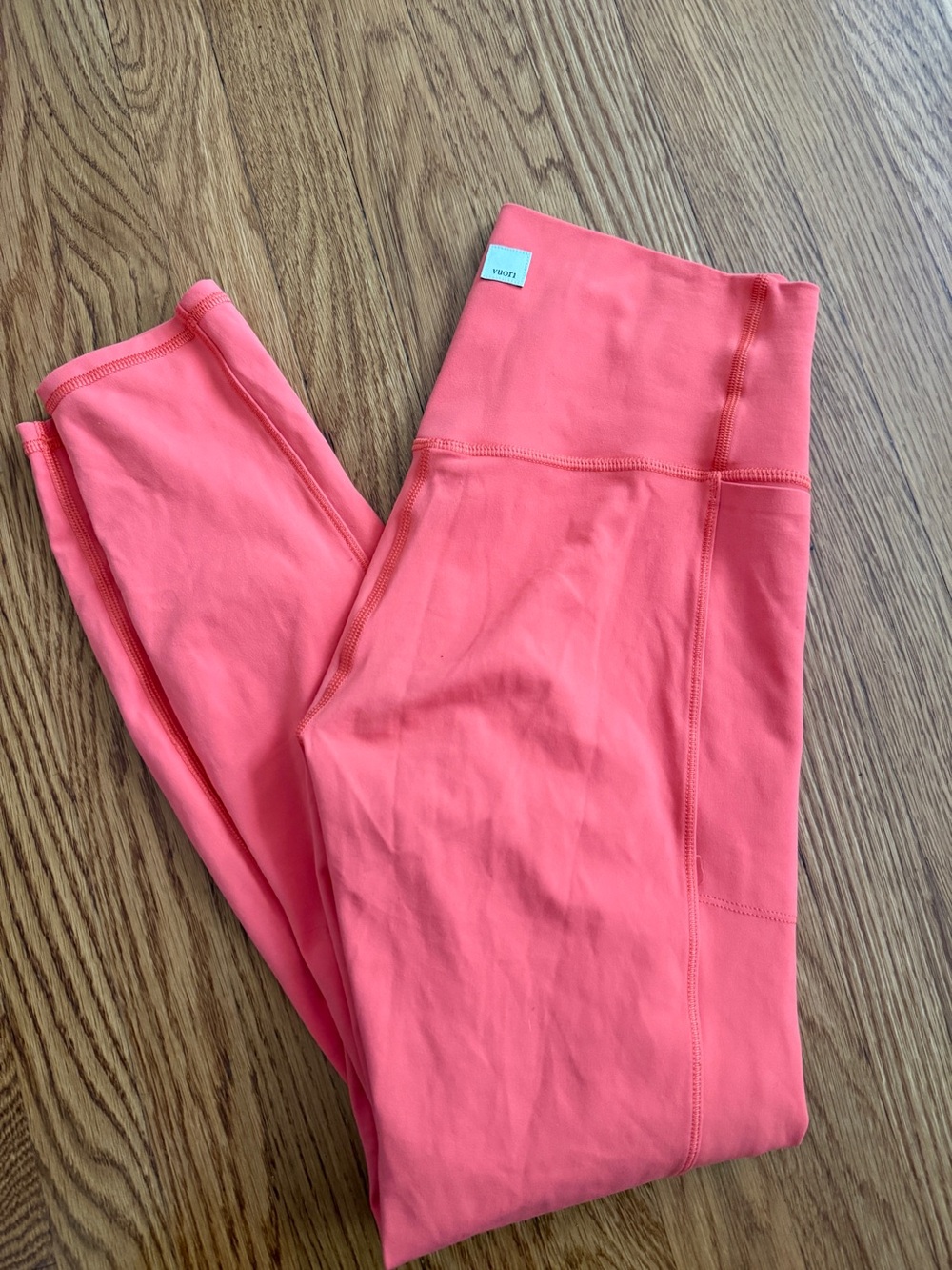 Vuori Orange athletic workout leggings Small